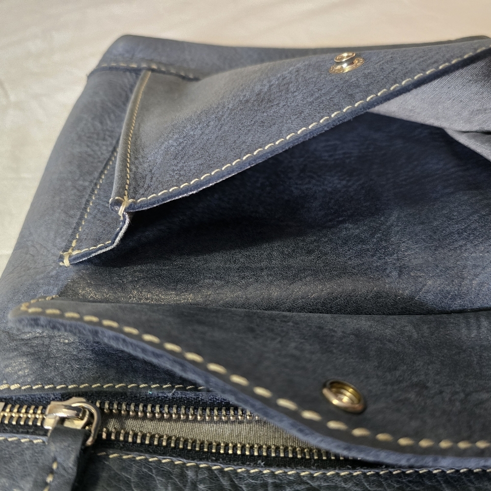 Roots Riverside Leather Bag/crossbody - Picture 5 of 16
